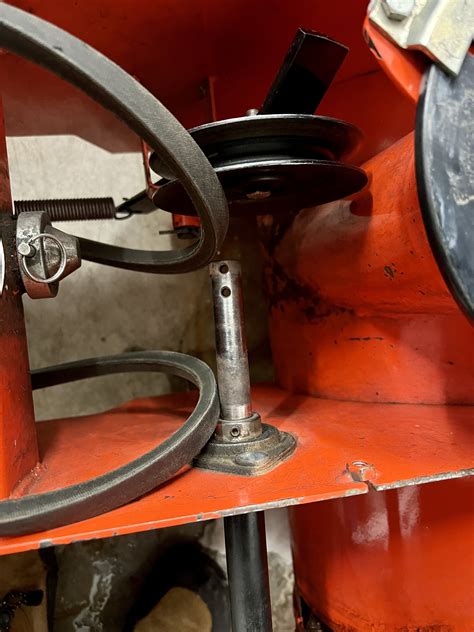 Snowblower Auger Repair 的图像结果