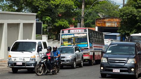 Instant issuance of drivers’ licenses in Paraguay - Evolis