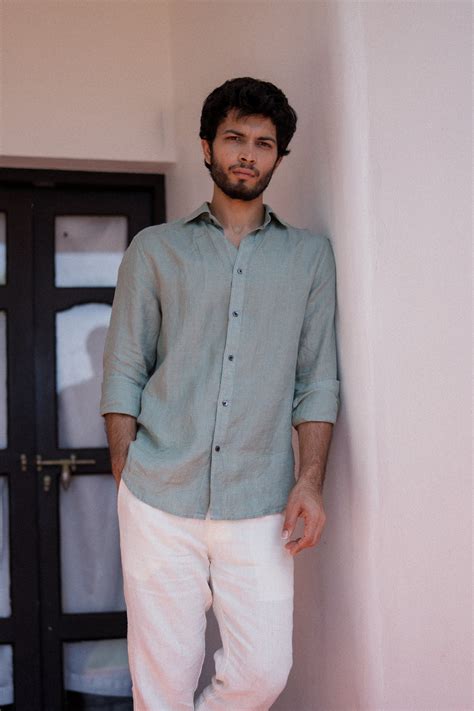 Eucalyptus Green Irish Linen Shirt - 70 LEA – Stan Edition