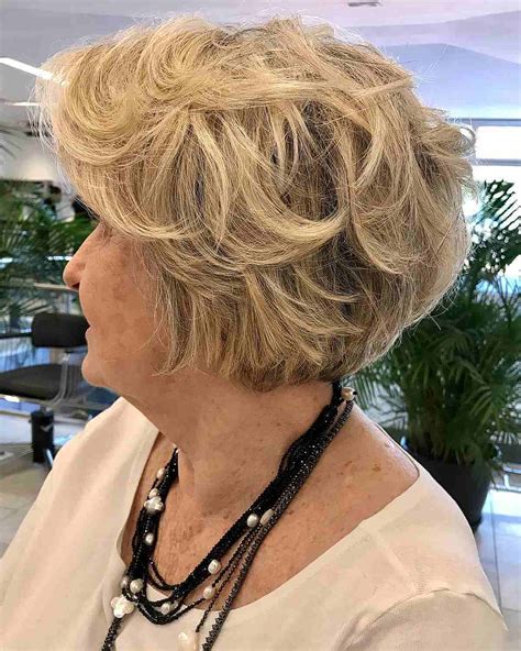 Easy Short Hairstyles for 60 Yr Old Woman - Couch Arans1987