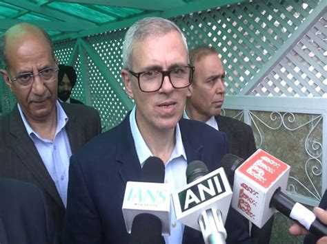 J-K CM Omar Abdullah forms committee for regularization of daily wagers ...