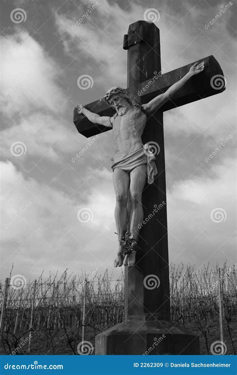 Jesús en la cruz imagen de archivo. Imagen de cristianismo - 2262309