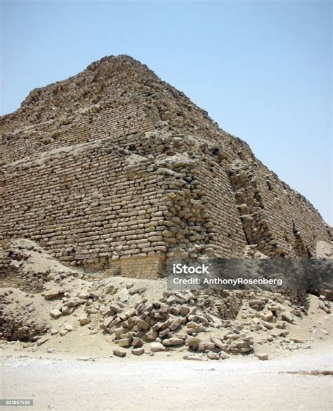 How to Build a Step Pyramid 的图像结果