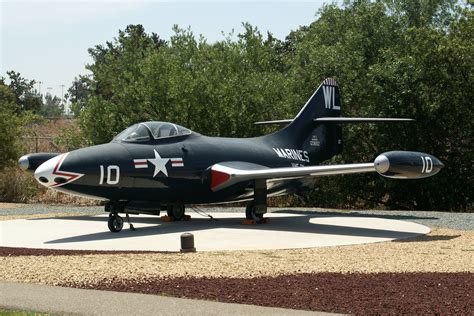 Grumman F9F-2 Panther USN jet fighter