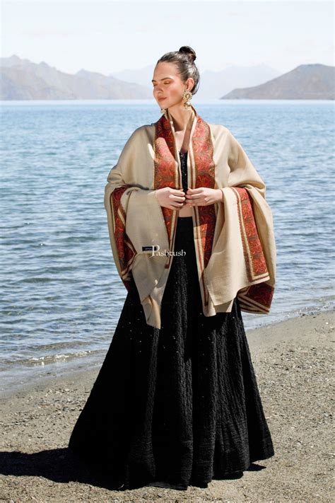 Pashtush Fine Wool Shawl, Kashmiri Tilla Embroidery Border Design, Bei ...