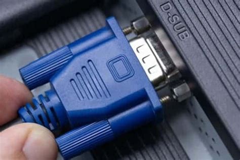 5 Ways to Fix Your Laptop VGA Signal When It's Not Working