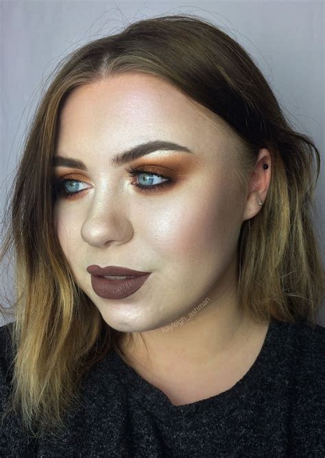 90s messy makeup