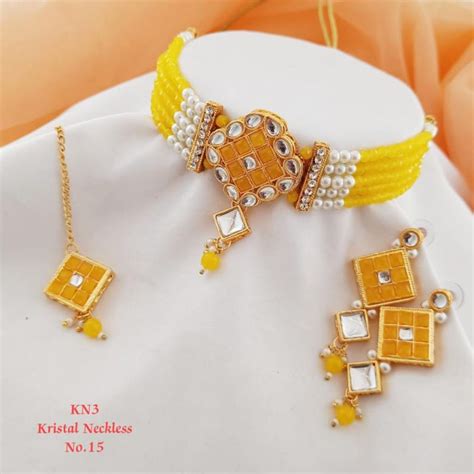 Crystal Chokar Necklace Jewellery Set