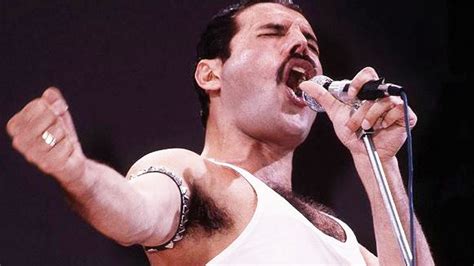 Freddie Mercury’s Isolated Vocals On “Bohemian Rhapsody” Proves His ...