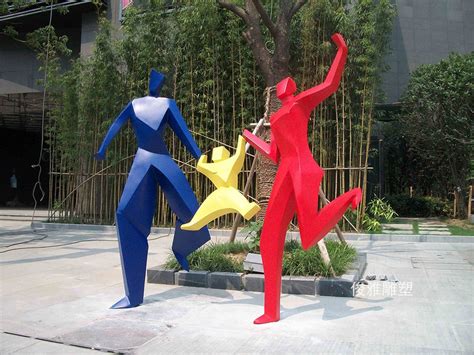 不锈钢雕塑案例_济南俊雅雕塑工艺有限公司