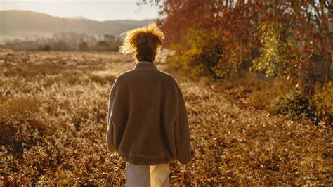How to Step Into the Present Moment - The world of zen