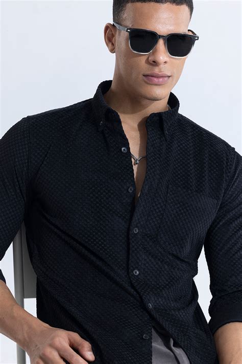 Buy Men's Staunton Black Shirt Online | SNITCH