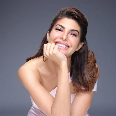 Jacqueline Fernandez gets court nod for foreign visit