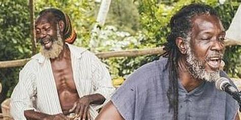 Reggae Connu 的图像结果