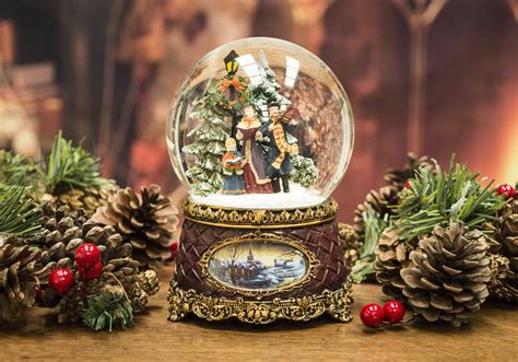 Snow Globe Christmas Cast at Alan Darlington blog