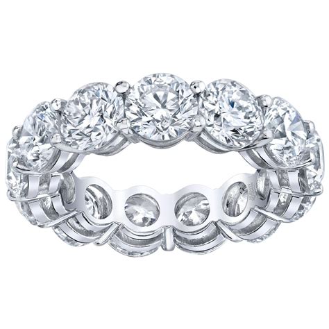 Round Brilliant Cut Diamond Eternity Band For Sale at 1stDibs