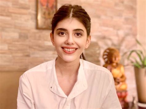 Here's Why This Humans Of Bombay Post On Sanjana Sanghi Has Been ...