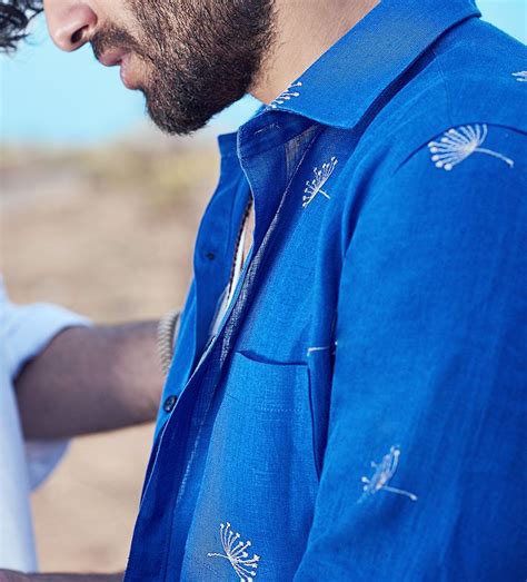 How to wear Andy Samberg’s shirt from Brooklyn Nine-Nine on Netflix ...