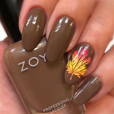 35 + Leaf Nails Art Ideas for your Fall – OSTTY