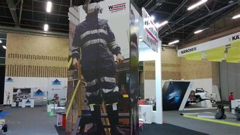 ONE LEVEL: Stands, Opiniones de clientes y Servicios