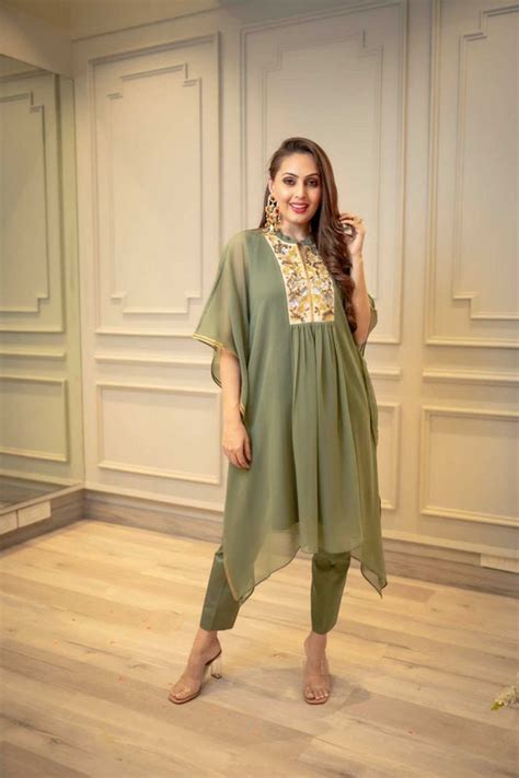 Kaftan Sets – mehraki.in