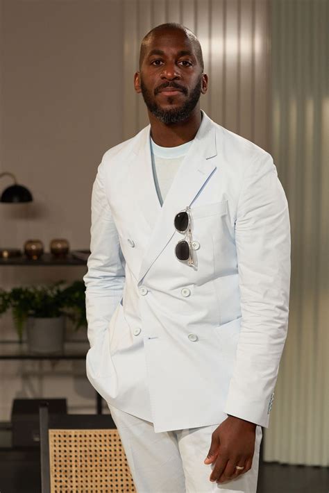 Interior Designer at Work 的图像结果