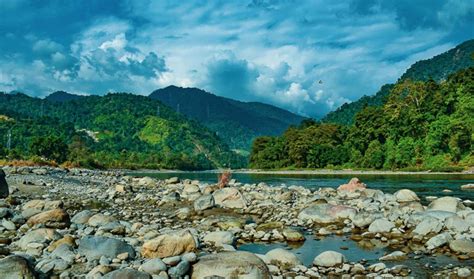 8 Most Famous Fishing Places in India - lifeberrys.com