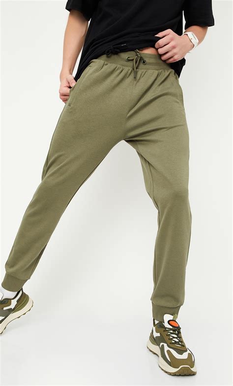 Buy Track Pants for Men Online Starting at ₹599 | Max Fashion