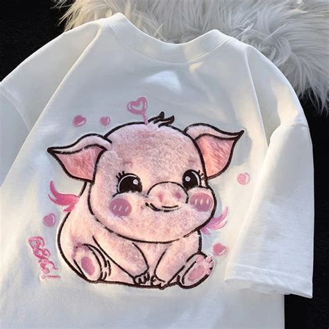 Happy Pig Fluffy T-shirt