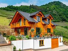 einfamilienhaus holzhaus der holzhaus unter der saffenburg haus mit hanglage einfamilienhaus holzhaus der holzhaus unter der saffenburg haus mit hanglage
