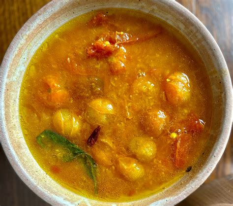 Gushing Sungolds - by Clare de Boer - The Best Bit