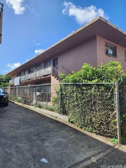 Waipahu HI Real Estate & Homes for Sale - Homes.com