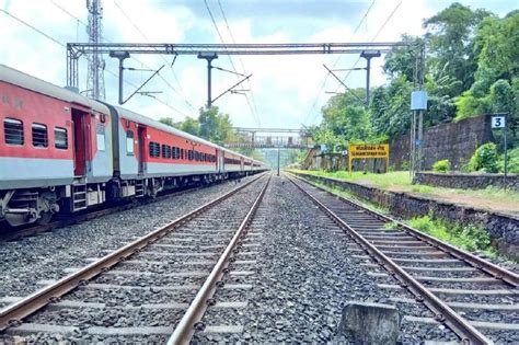 Train Cancelled: రైల్వే ప్రయాణికులకు అలర్ట్... విశాఖపట్నం నుంచి ఈ రైలు ...