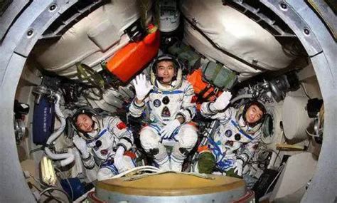 中国人在太空存粮丰富最新素材