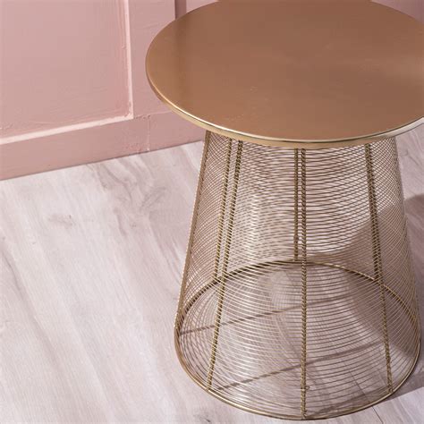Premium Metal Mesh Side Table – Nestroots