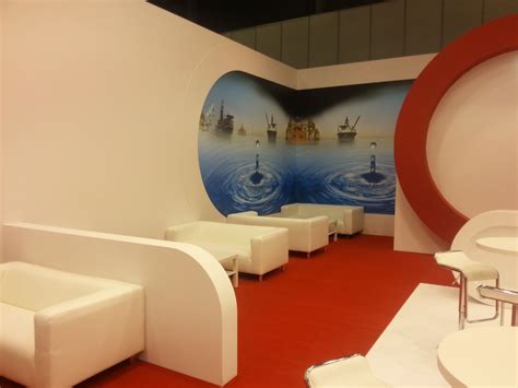 Mark Bric Display: Customer Reviews, Stands and Services