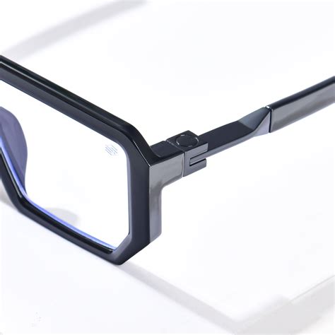 Thomas Black Transparent – ShadyShack