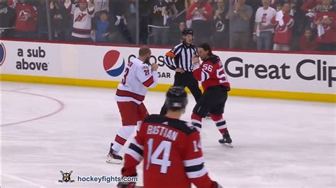 Hockey Fight 的图像结果
