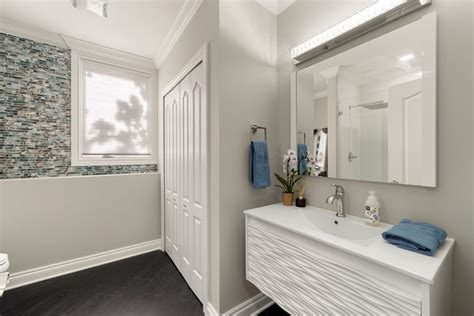 Basement Bath 的图像结果