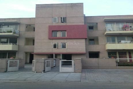 Unitech Nirvana Country in Sector 50, Gurgaon: Price, Brochure, Floor ...