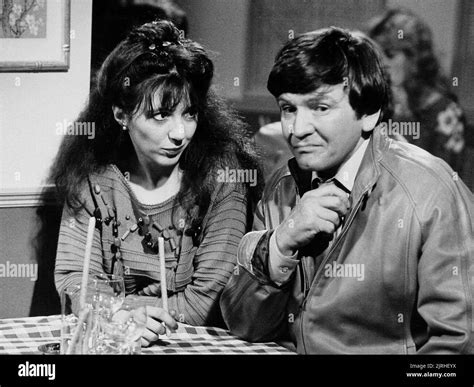 MARY MADDOX, MICHAEL WILLIAMS, A FINE ROMANCE, 1981 Stock Photo - Alamy