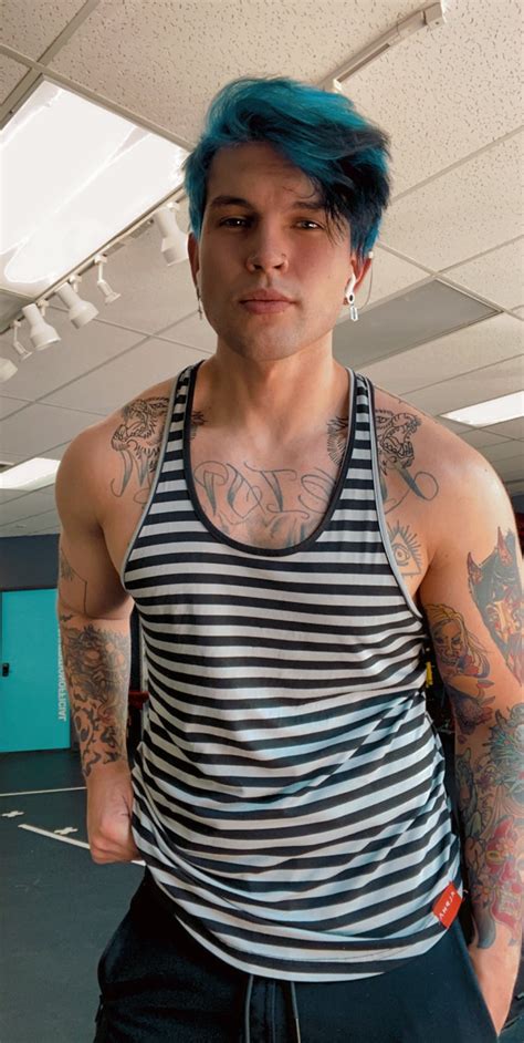 TW Pornstars - Trevor_wagner. Twitter. Trying to get back in shape 😣. 8 ...