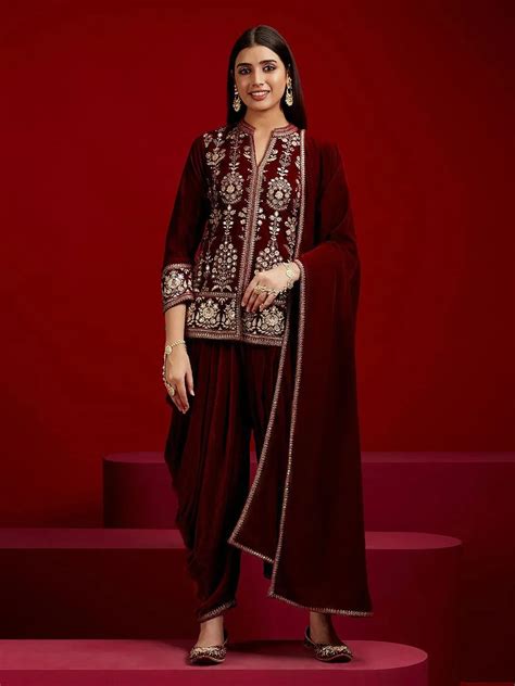 Velvet Suits - Buy Velvet Suits for Women Online | Libas
