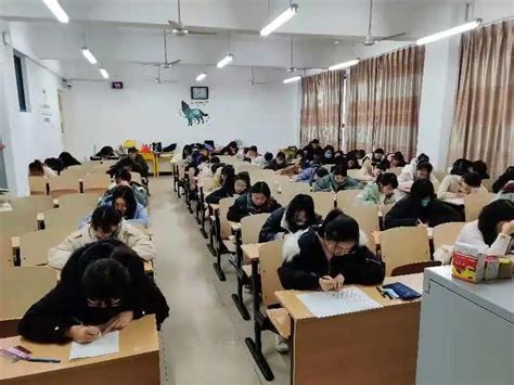 我校2020-2021年度第一学期期末考试正在进行中-沧州师范学院