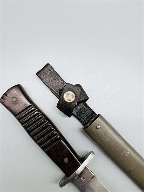 WW1 German Close Combat Boot Knife By Gottlieb Hammesfahr