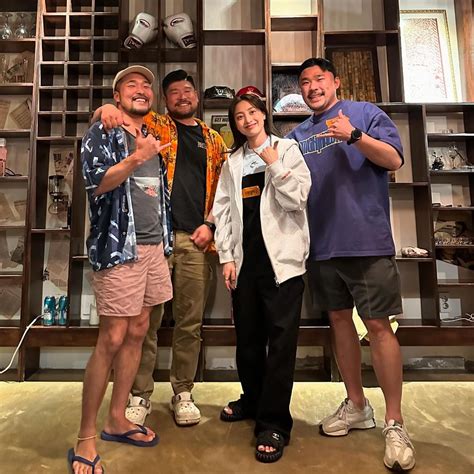 240517 jo_brothers_ Instagram Update - The day a guest came to visit ...