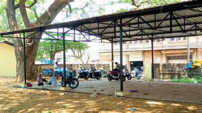 Goa: Vasco fish shed serves as shelter for beggars | Goa News - Times ...