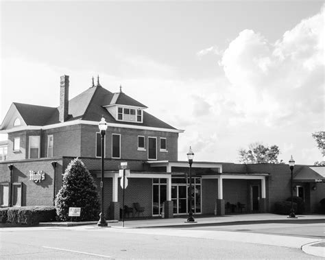 High Funeral Home | McMinnville TN