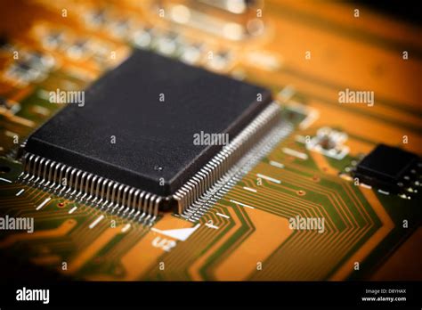 Rezultat imagine pentru Testing Circuit Board Components
