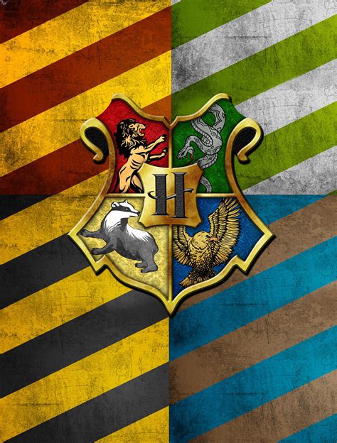 Harry Potter Hogwarts Crest Wallpapers on WallpaperDog